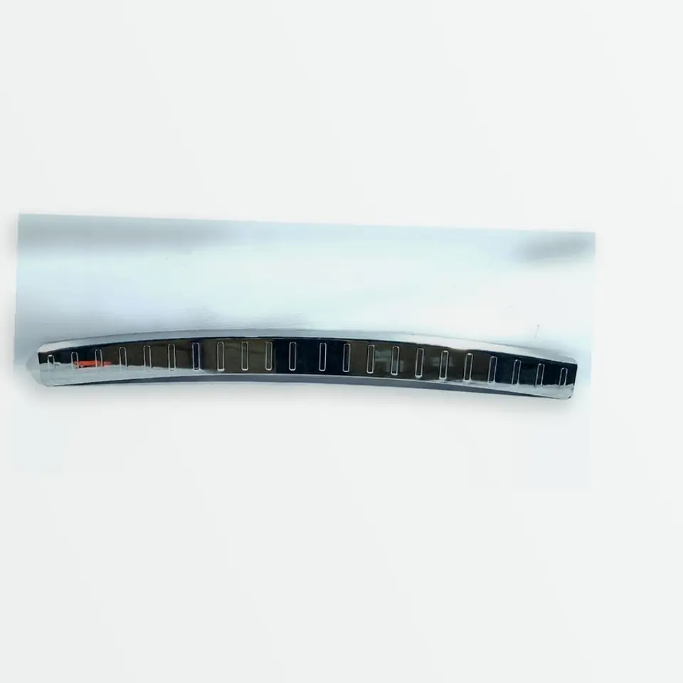 Cromado Portalon (Base Portalon) Changan CX70 2018-2024 1