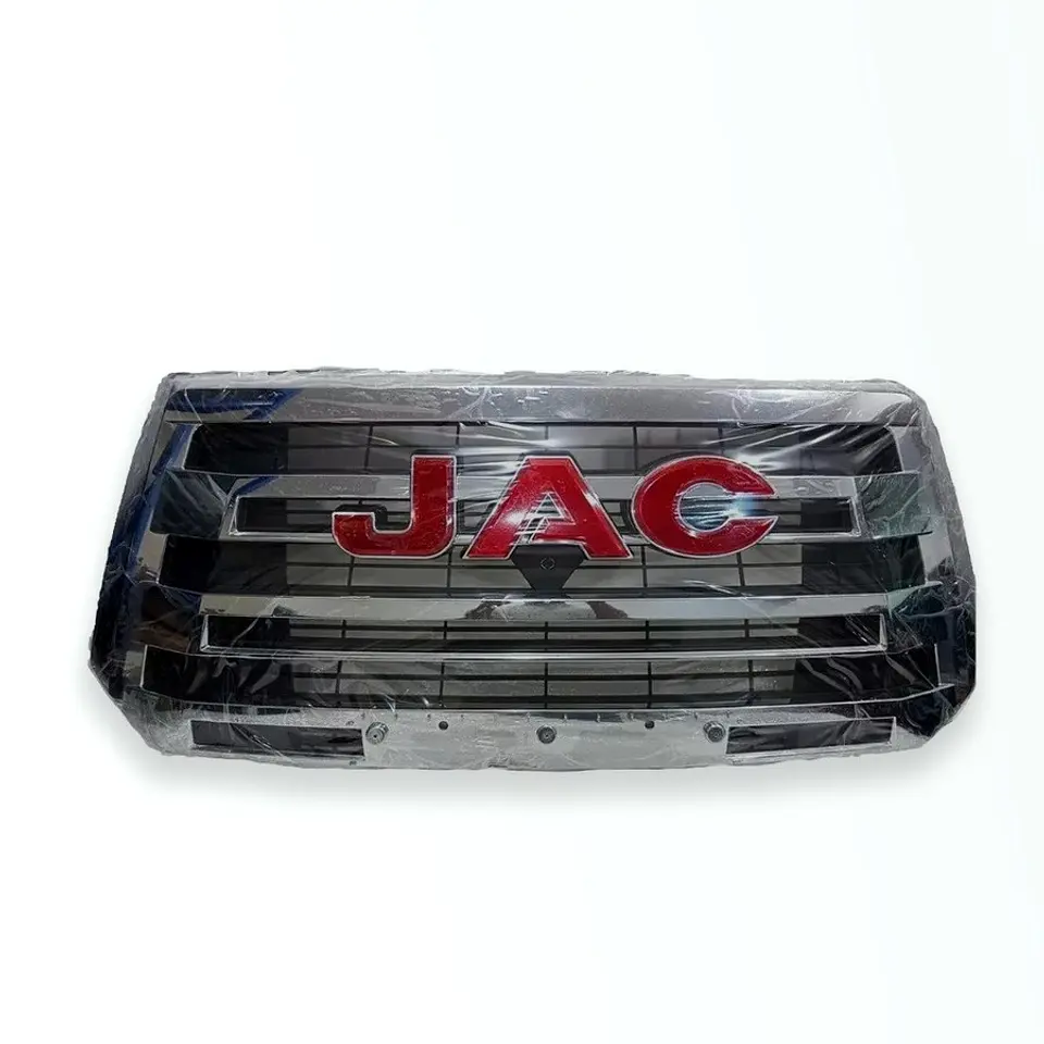 Mascara Cromada Con Letras Roja JAC T8 / T8 Pro 2019-2026 1