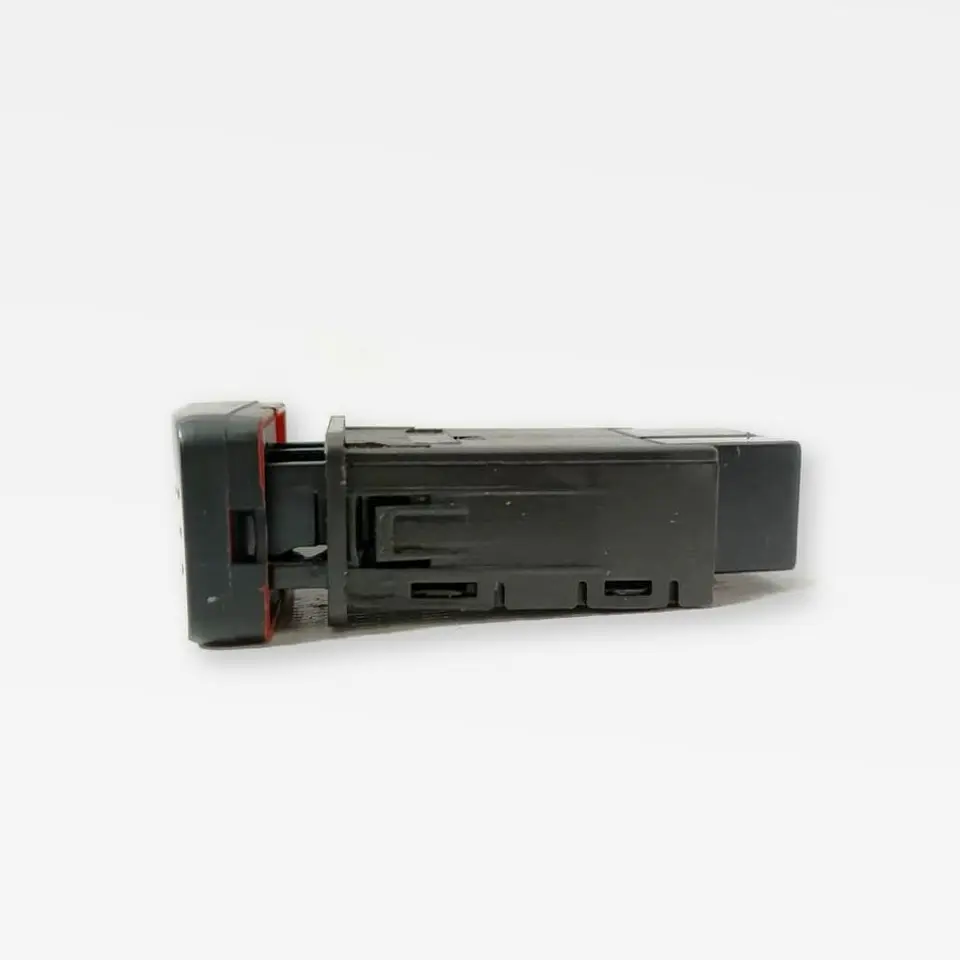 Boton Hazard DK15 (Tipo 2) DFSK Truck / Van / C35 1.5 2012-2026 3