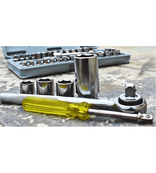 Juego Caja Set Dados Chicharra Herramientas 40 Piezas