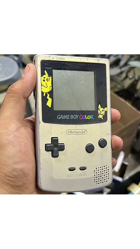 Gameboy color gold Pokemon center