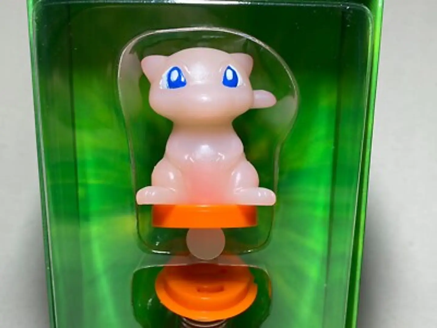 Por ciado Mew vintage 1