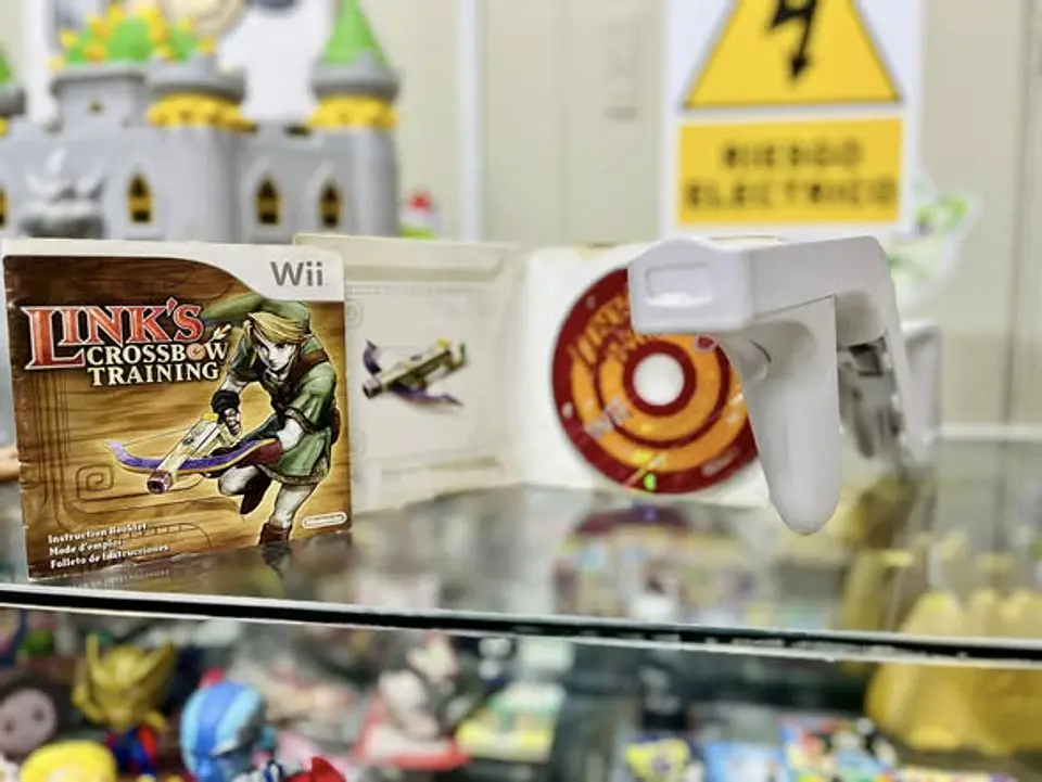 Zapper Wii + juego links crosbow 1