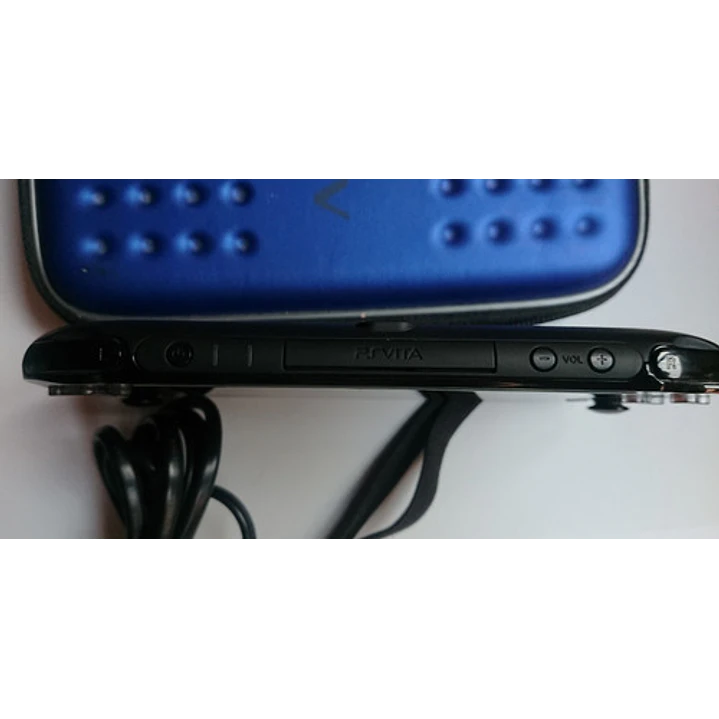 Consola Ps Vita Slim 5