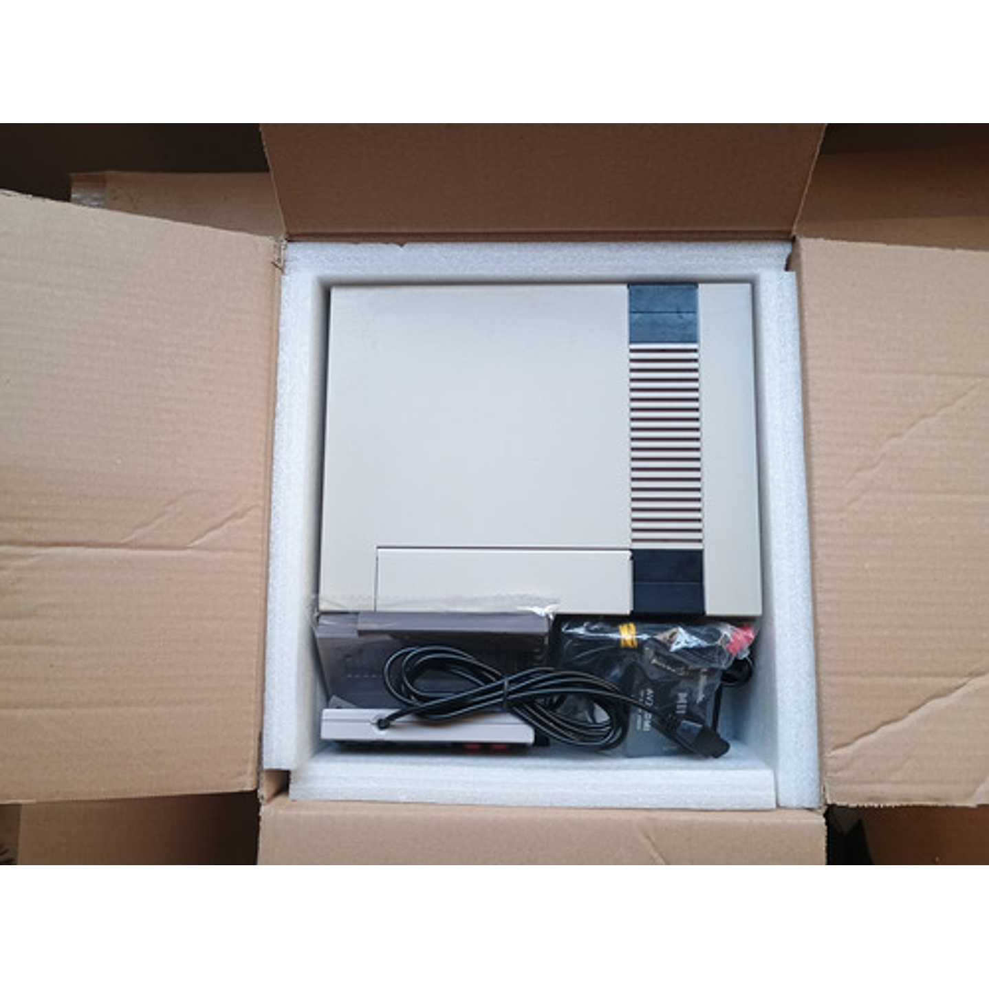 Nintendo Consola Nes 1983 6