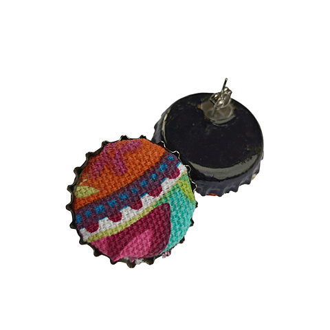 Aros diseño único hecho a mano - Tapitas metálicas con telas