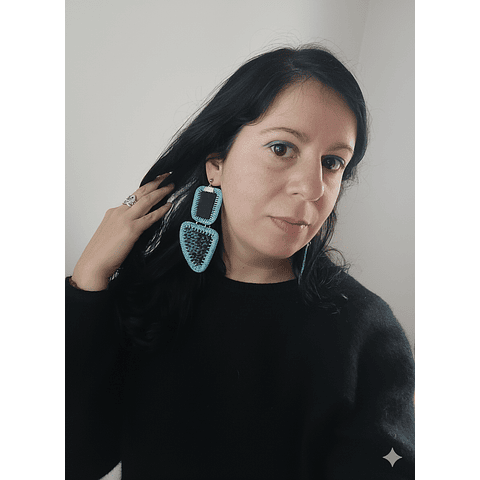 Aros de jeans negro y tela animal print - Diseño único hecho a mano 