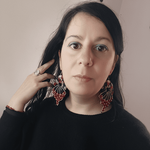 Aros de telas y maderitas - Diseño único hecho a mano 