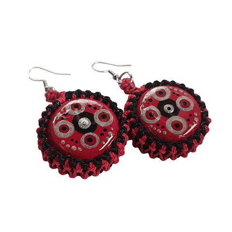 Aros diseño único hecho a mano - Tapitas pintadas a mano