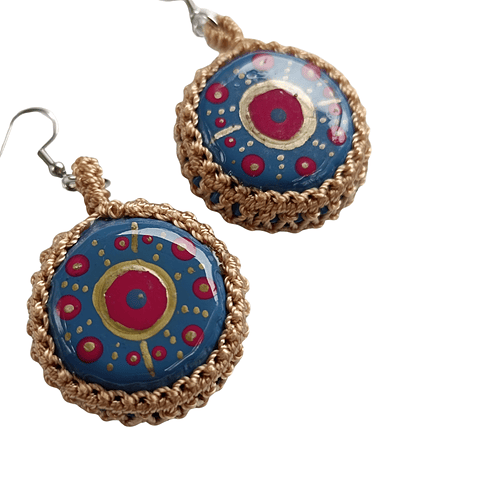 Aros diseño único hecho a mano - Tapitas pintadas a mano