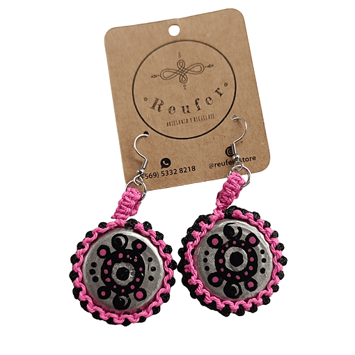 Aros diseño único hecho a mano - Tapitas pintadas a mano