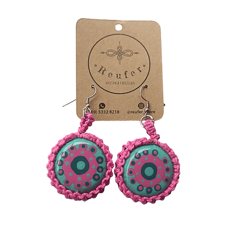 Aros hechos a mano diseño único - Tapitas pintadas a mano