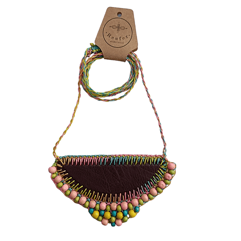 Collar ecocuero - Diseño único hecho a mano - CO08