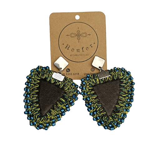 Aros diseño único hecho a mano - Ecocuero bordado mostacilla - 068