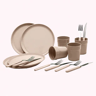 Set 4 platos + 4 vasos + 4 tenedores + 4 cuchillos