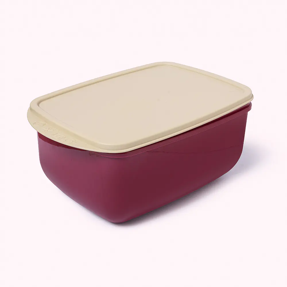 Hermético Rectangular bordó 3200 cc