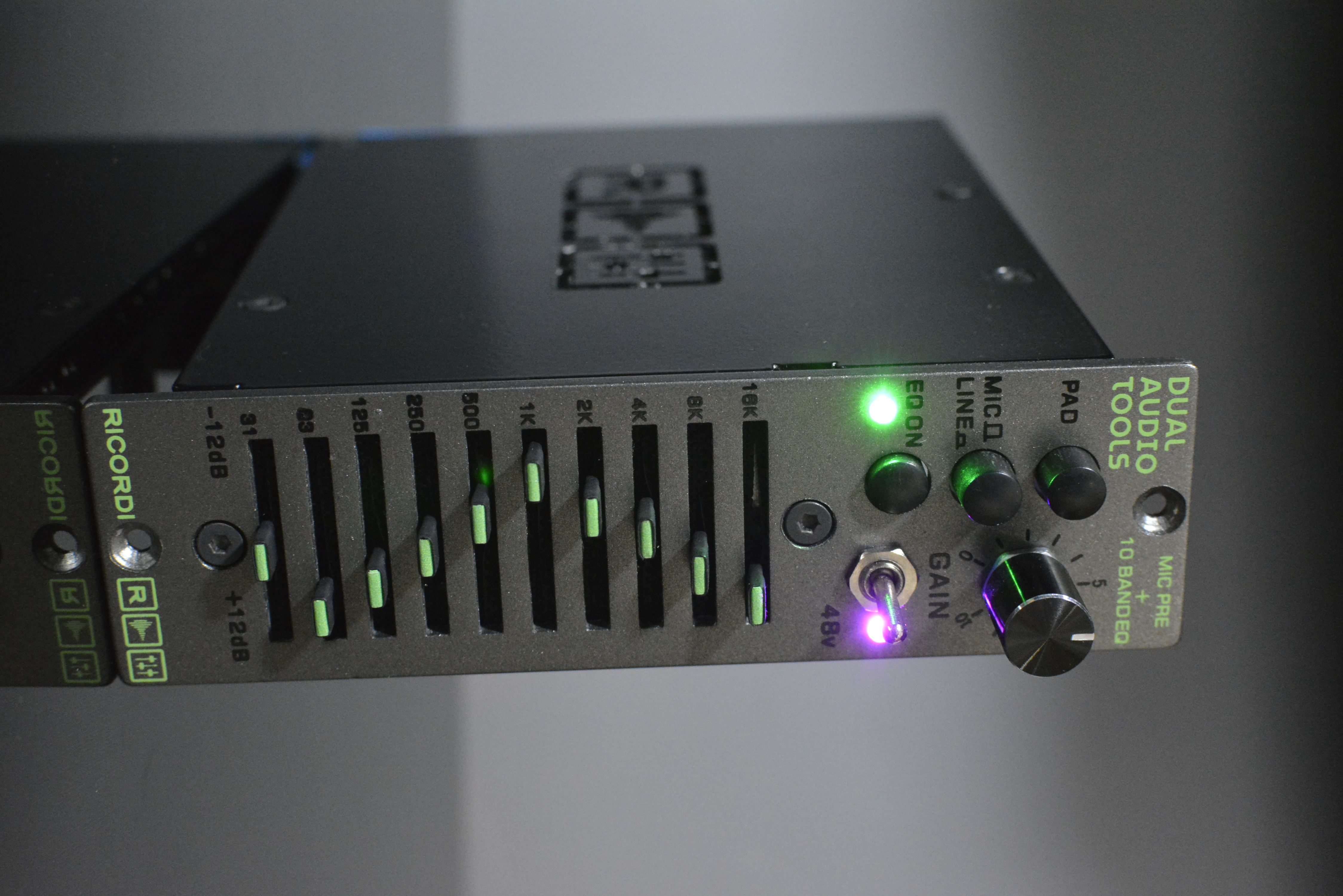 Mic pre + 10 band eq 2