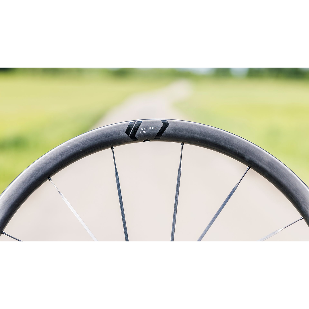 Set Ruedas NEWMEN Streem C.35/C.38 VONOA 622 15h/18h FADE R SP CL 9