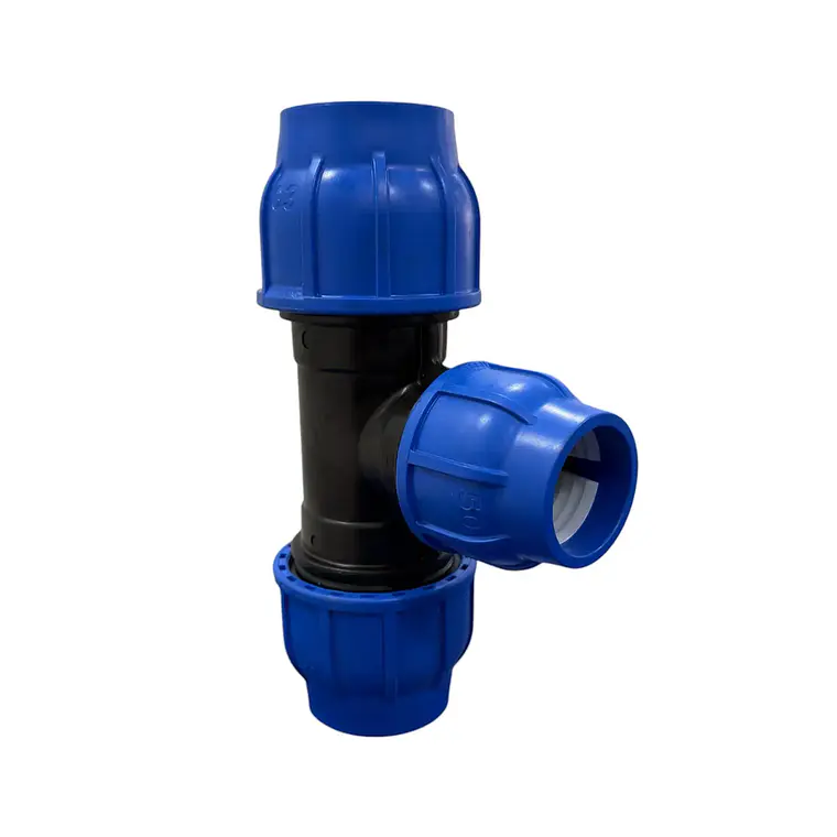 TEE DE COMPRESIÓN PARA TUBERÍA HDPE 1