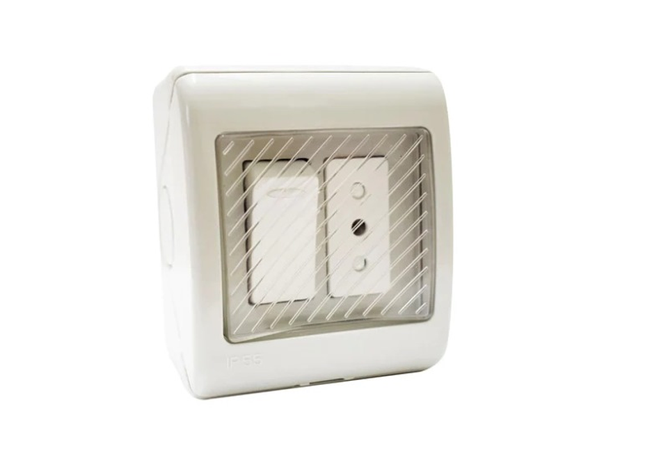 Hidrobox S/P 9/12 + Enchufe 10A Lexo 1