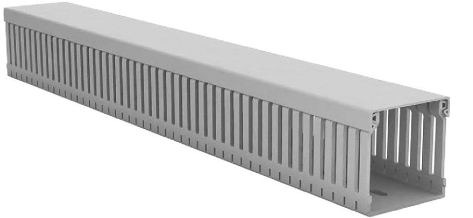 Canaleta Ranurada  40X40 2M 1