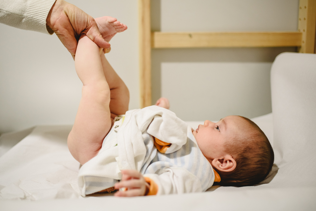 ¿Cada cuánto se revisa el pañal de un recién nacido?