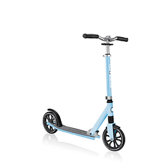 Scooter adulto celeste pastel globber