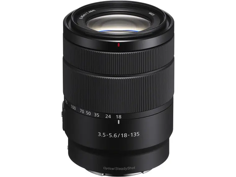 Sony E 18-135mm F3.5-5.6 OSS 1