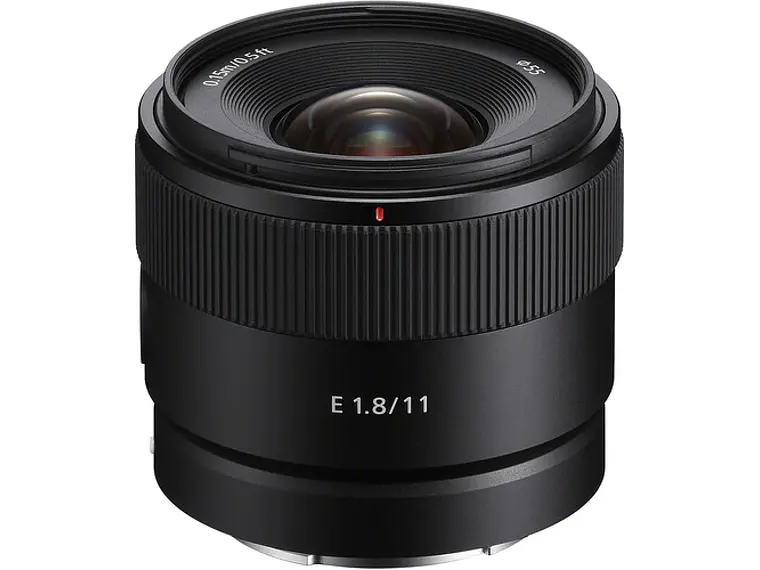 Lente Sony  E 11mm f/1.8 Lens 1