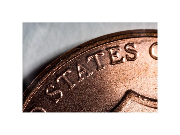 Mitakon Zhongyi  20mm f/2 4.5x Super Macro Sony 5