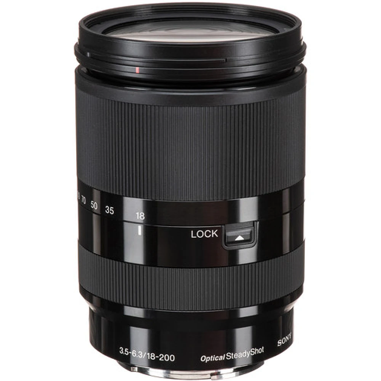 Lente Sony  E 18–200mm F3,5–6,3 OSS LE 1