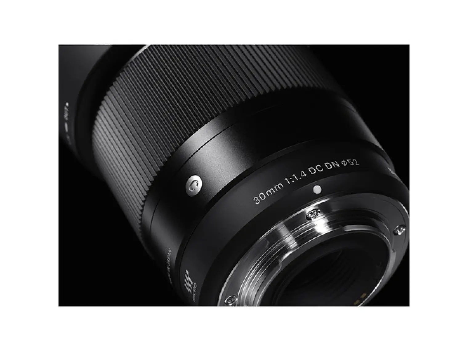 Sigma 30mm F/1.4 DC DN Sony 2