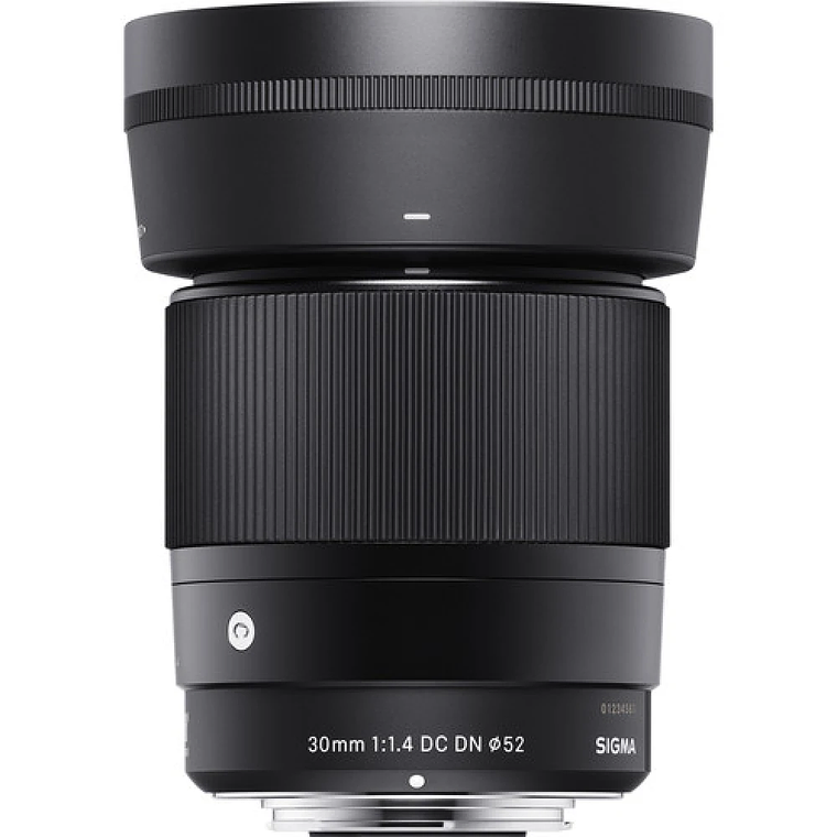 Sigma 30mm F/1.4 DC DN Sony 4