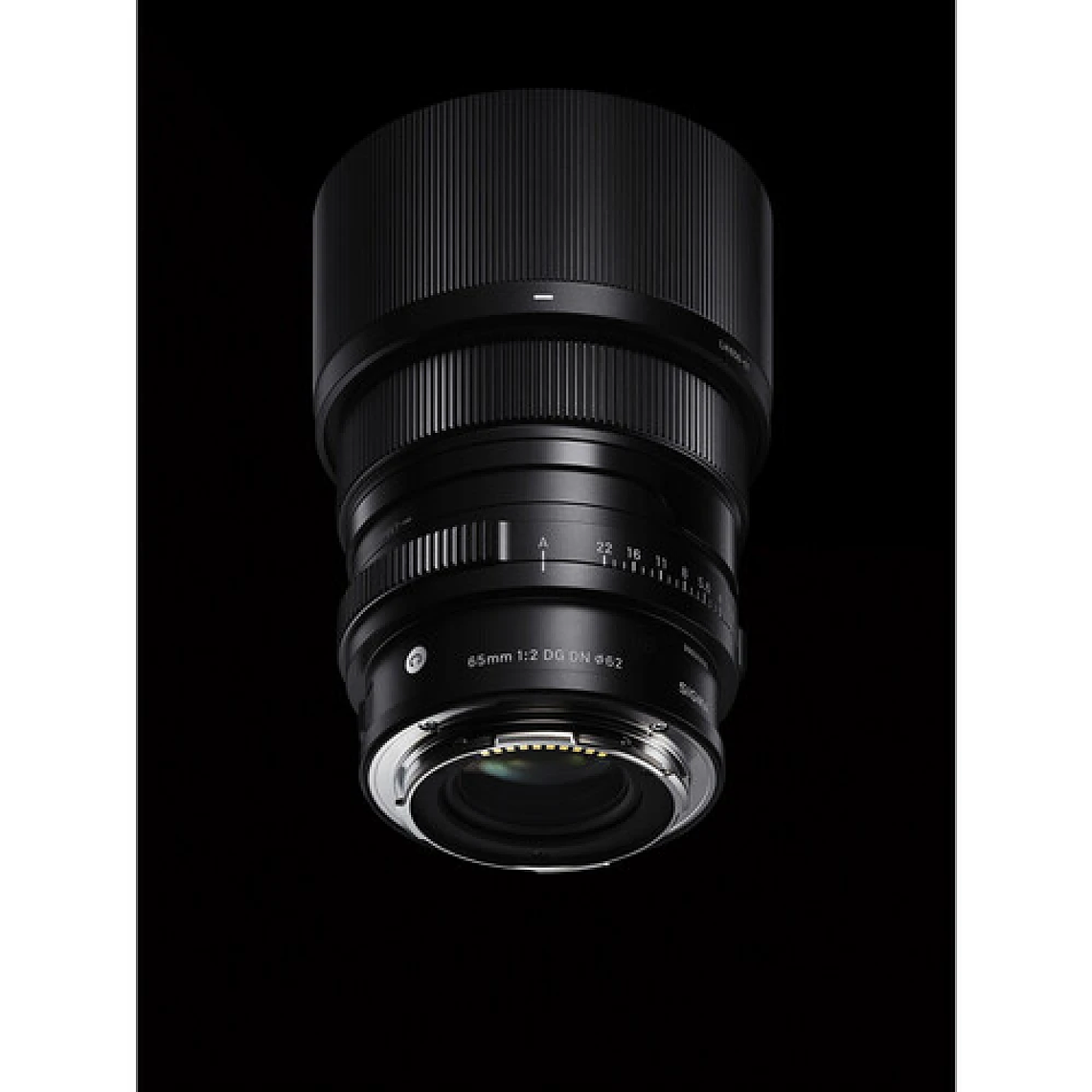 Sigma 65mm F/2 DG DN Sony E 3
