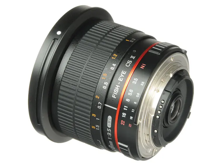 Lente Fisheye Samyang 8mm f/3.5 versión con parasol removible Nikon  2