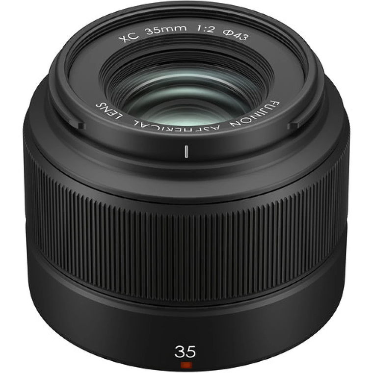 Fujifilm XC 35mm F2 Black 4