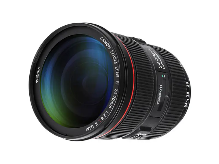 Canon EF 24-70mm f/2.8L II USM  4