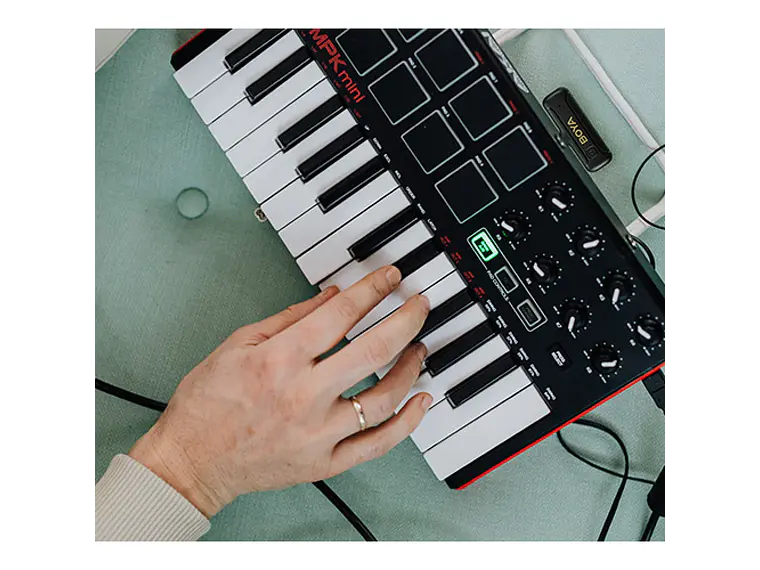 Boya BY-WM3T2-M2 Micrófono Inalámbrico Doble 50 Metros TRS 6