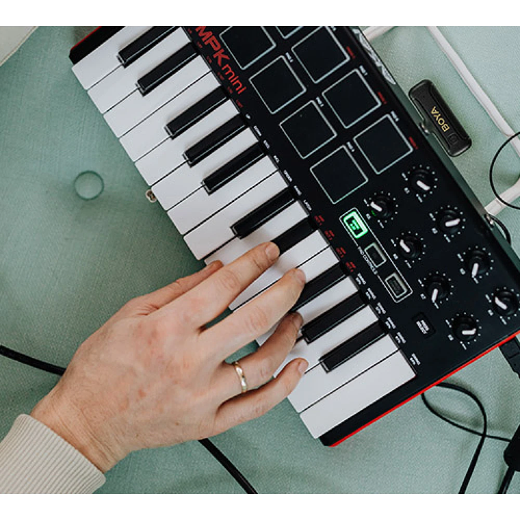 Boya BY-WM3T2-M2 Micrófono Inalámbrico Doble 50 Metros TRS 6