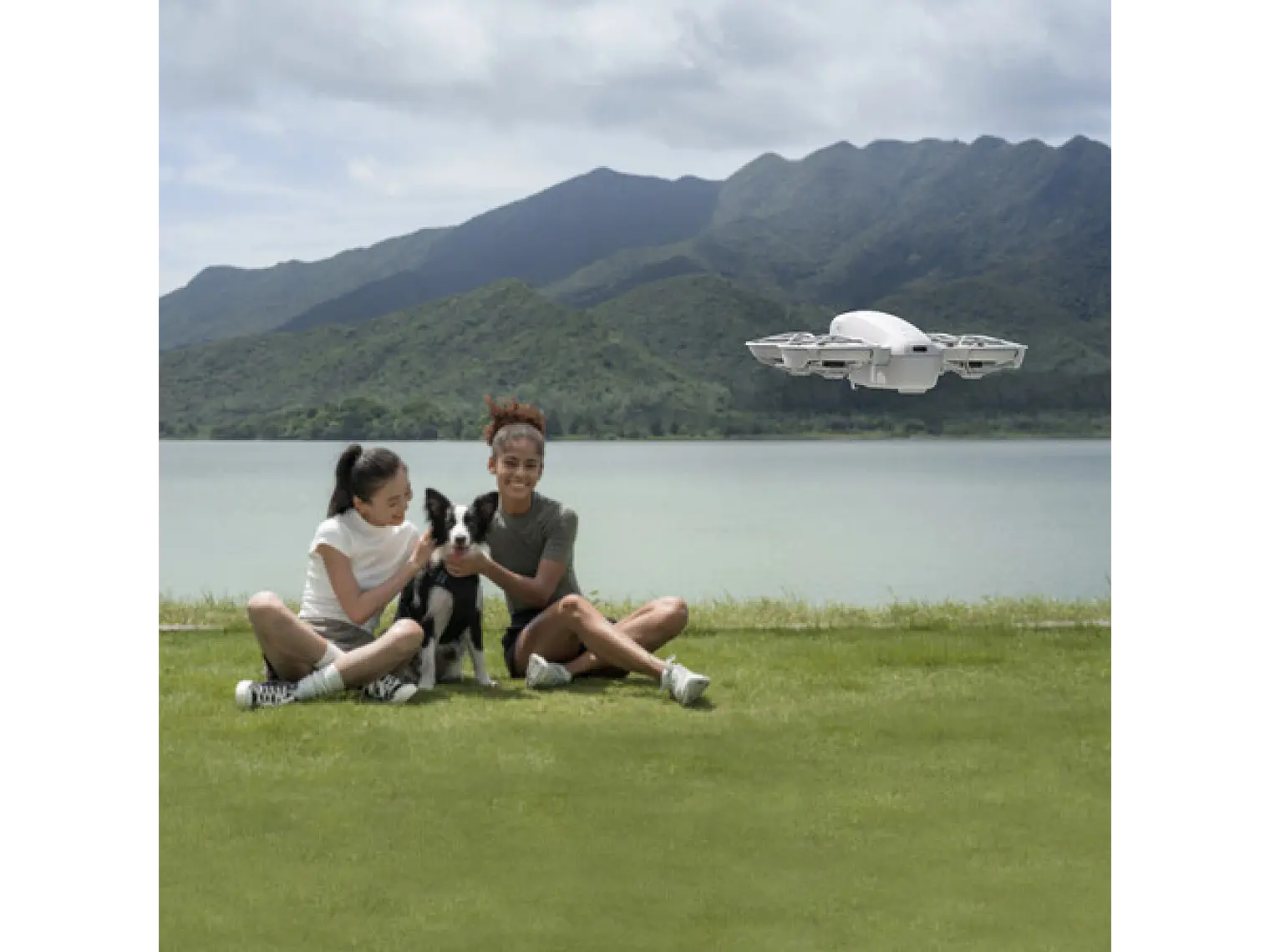 DJI Neo Drone Fly More Combo 4