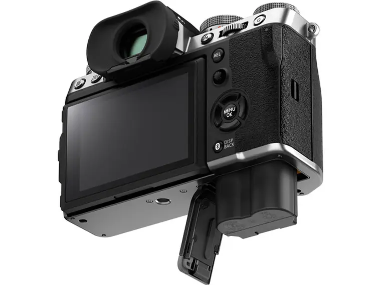Fujifilm X-T5 Silver Kit XF18-55mm F2.8-4 LM OIS 8