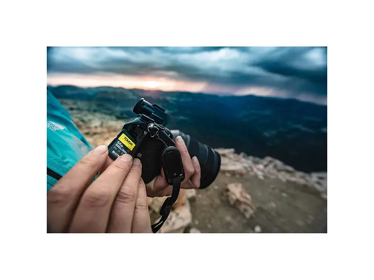 Sony SDXC UHS-II SF-G TOUGH 64GB 2