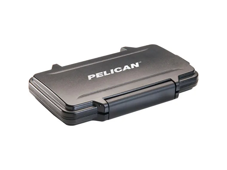Pelican 0915 Memory Card Case for 12 SD, 6 miniSD, and 6 microSD Cards (Black) 2