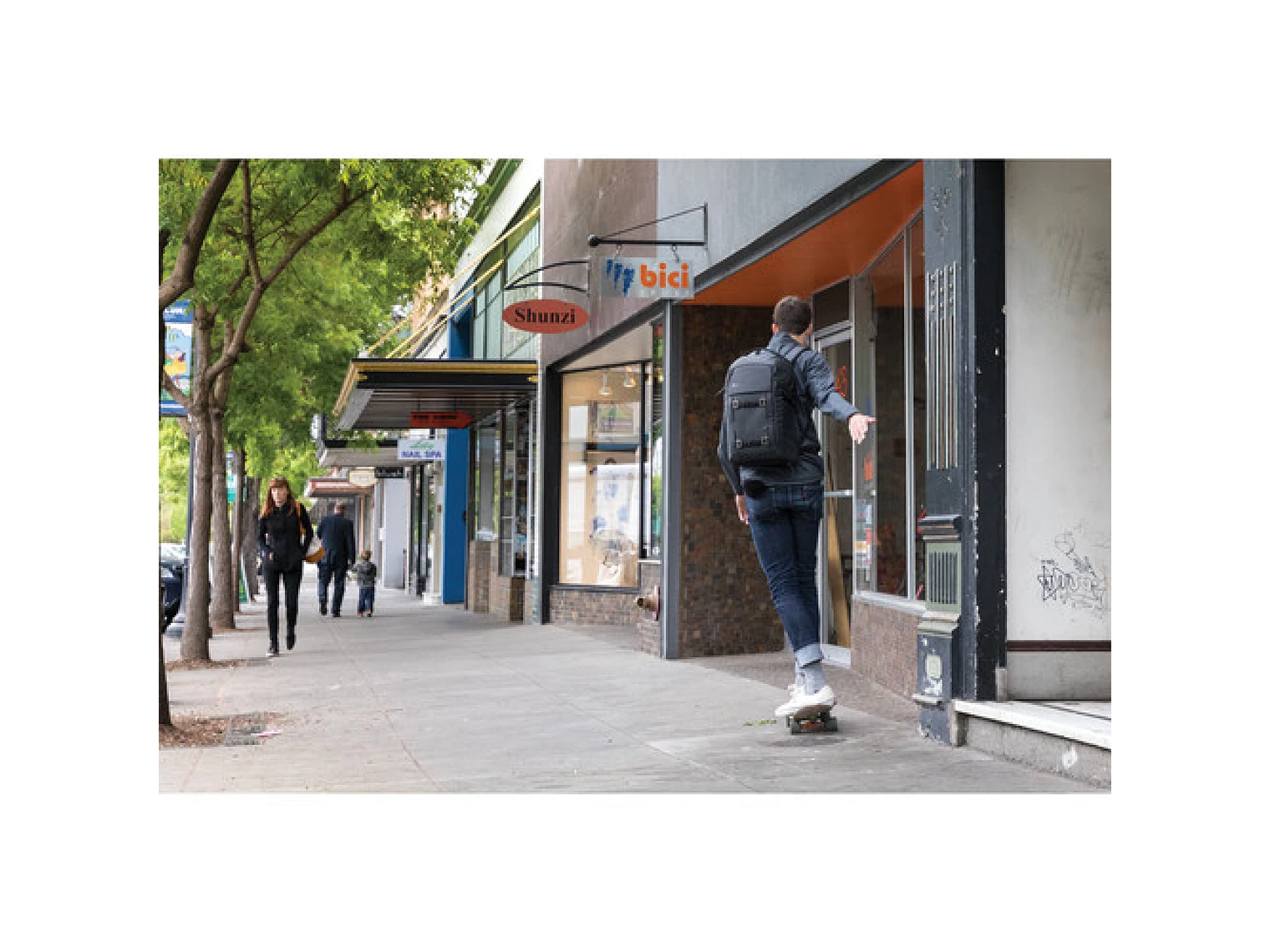 Lowepro Freeline Negro AW BP 350 4