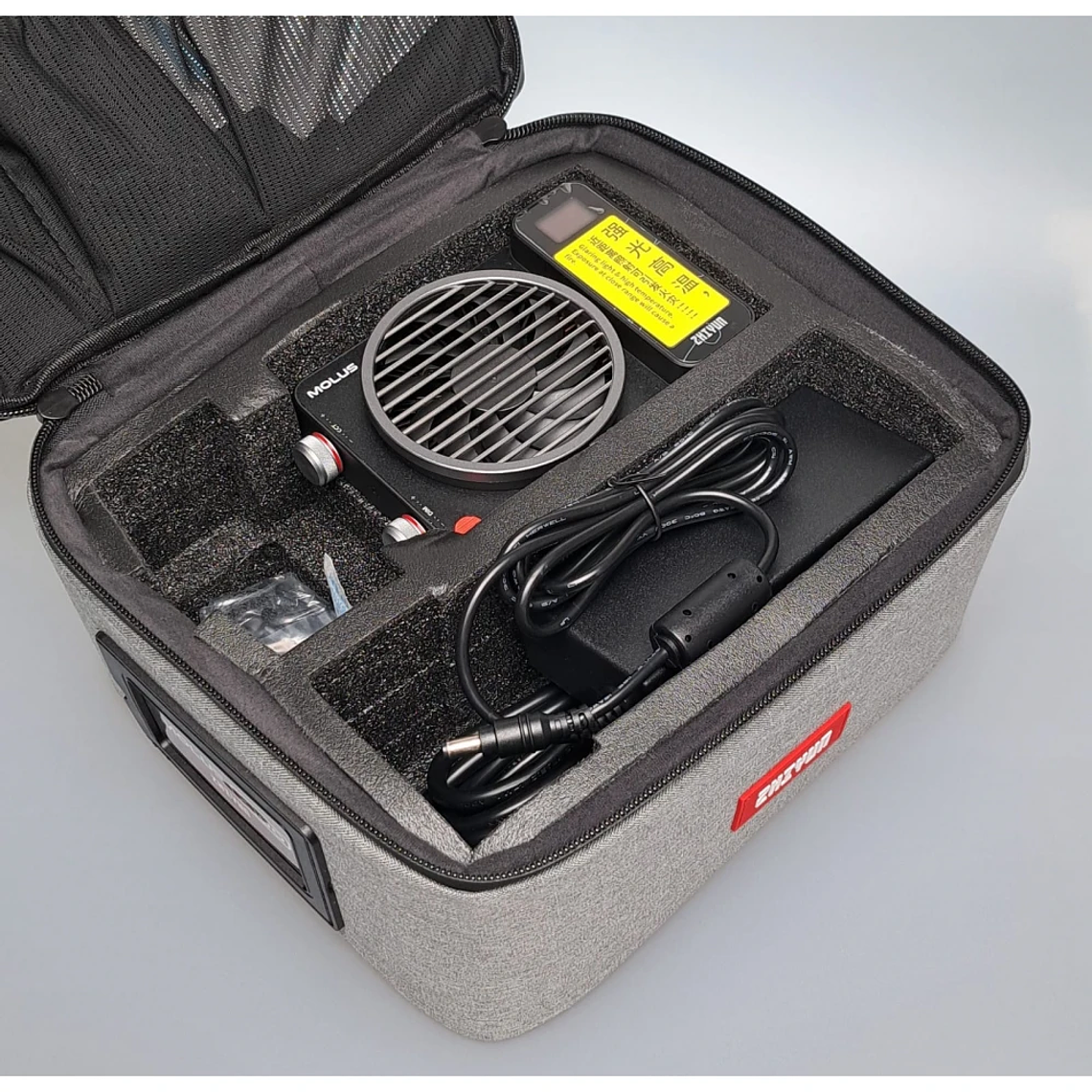 Zhiyun Bolso X100 kit whitebox 2