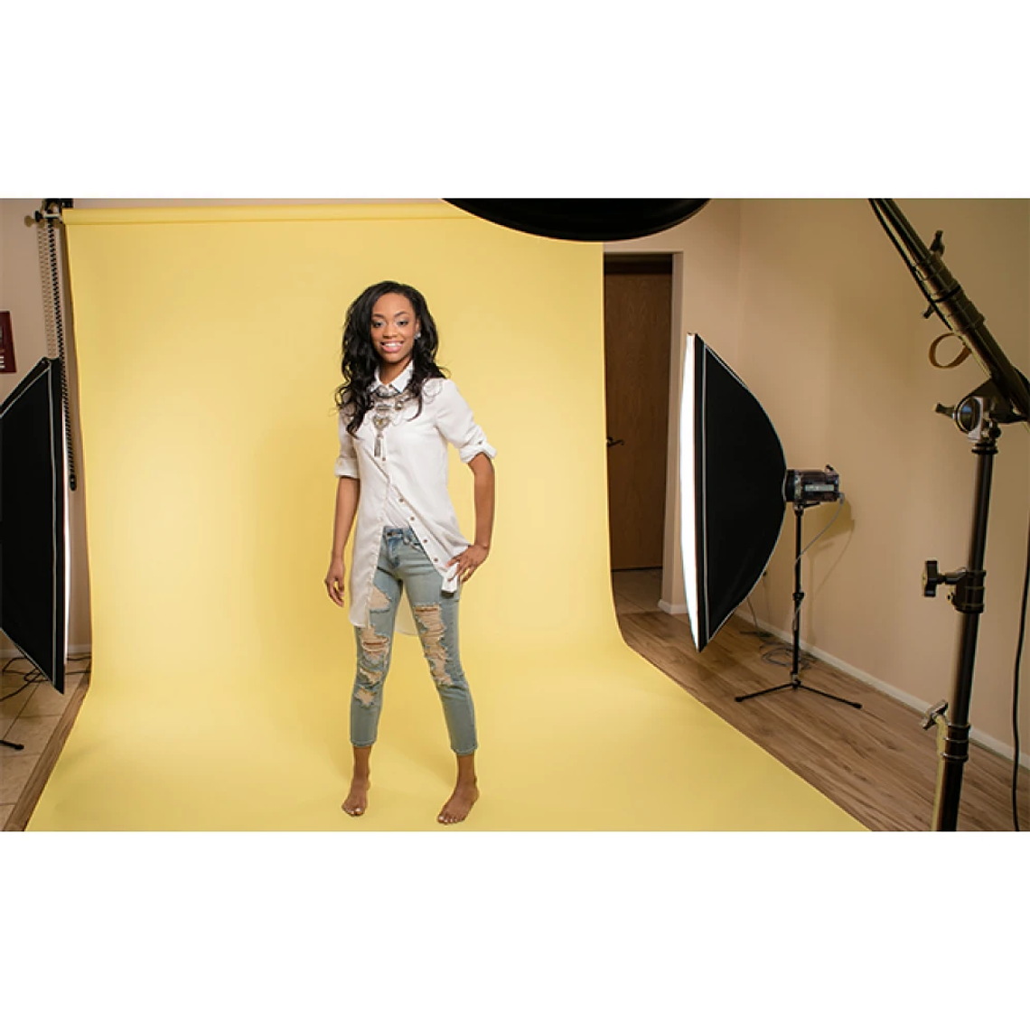 Fondo de papel BD 1,35 x 11 mts Light Yellow 2