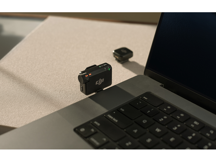 DJI Mic Mini (2 TX + 1 RX + Charging Case)	 3