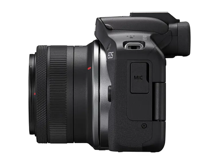 Canon EOS R50 RF-S 18-45mm f/4.5-6.3 IS STM	 3