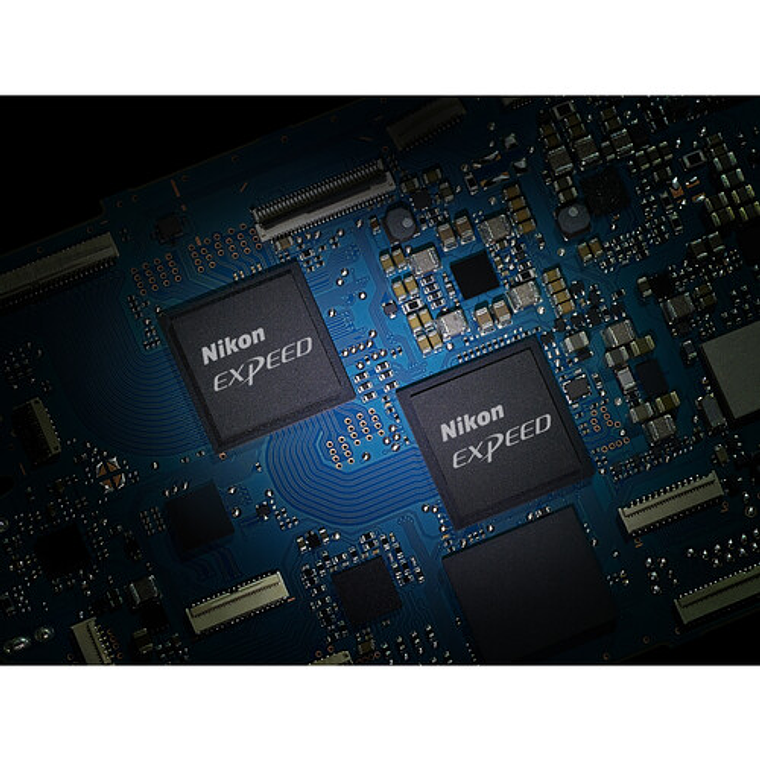 Nikon Z6 II Mirrorless solo cuerpo	 2