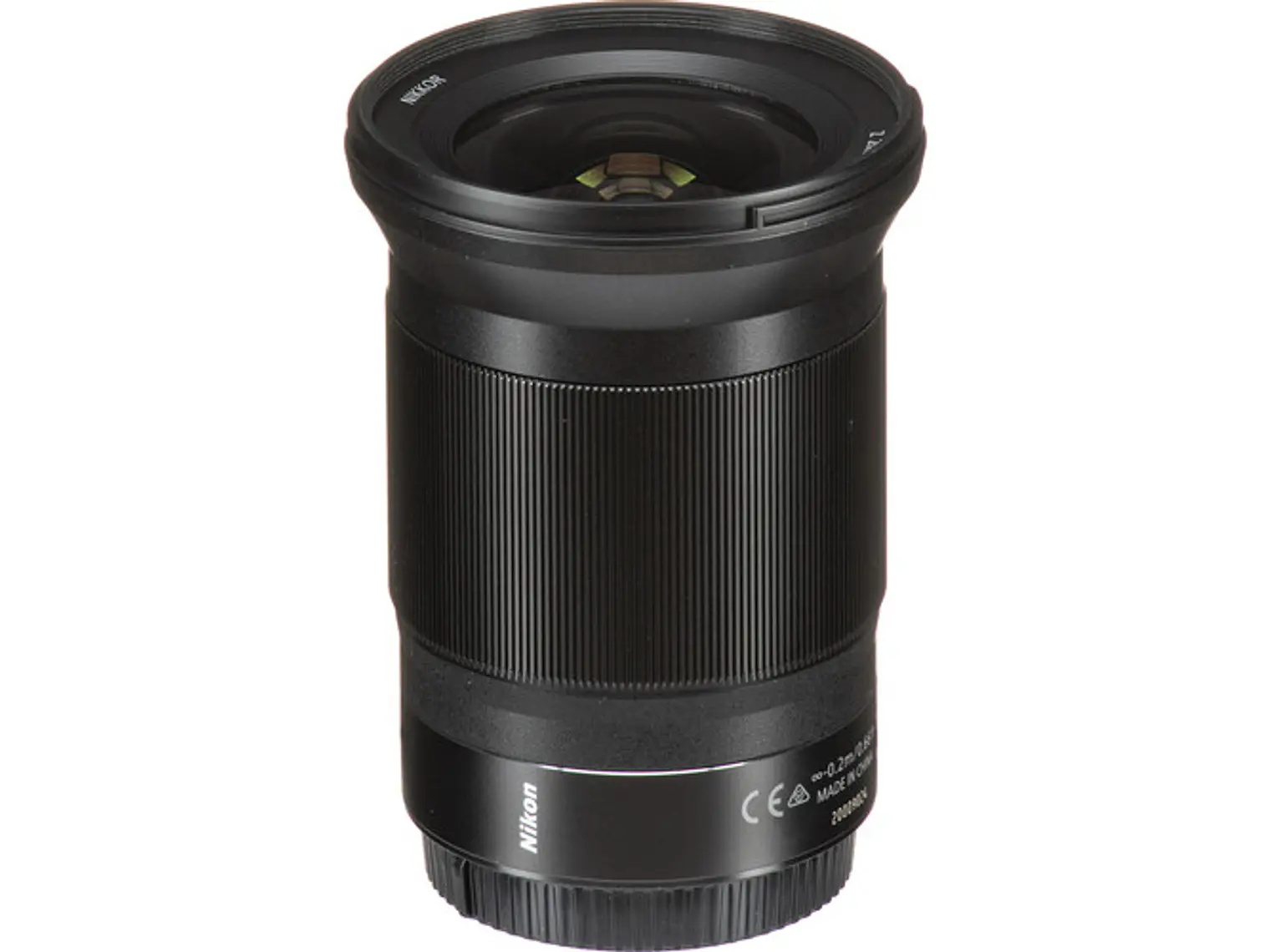 Lente NIKKOR Z 20mm f/1.8 S	 3